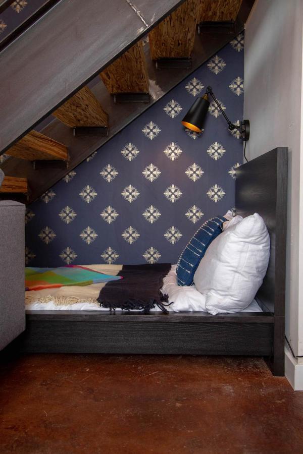 Eco Friendly Loft In Center City, Contactless Check In - Hive Room Philadelphia Bagian luar foto