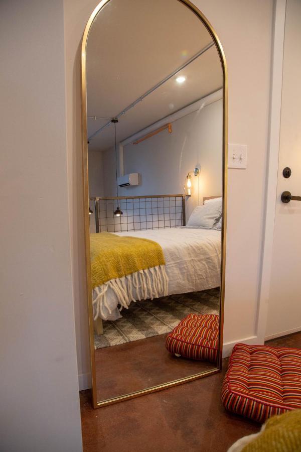 Eco Friendly Loft In Center City, Contactless Check In - Hive Room Philadelphia Bagian luar foto